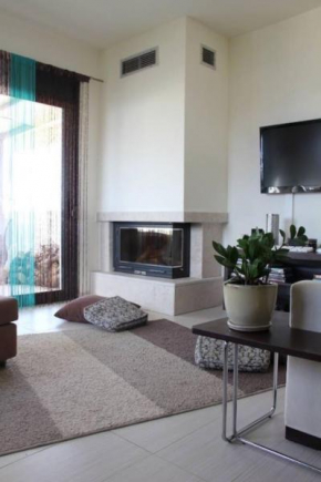 Residences Analipsi-rue Erofilis, Ypsos